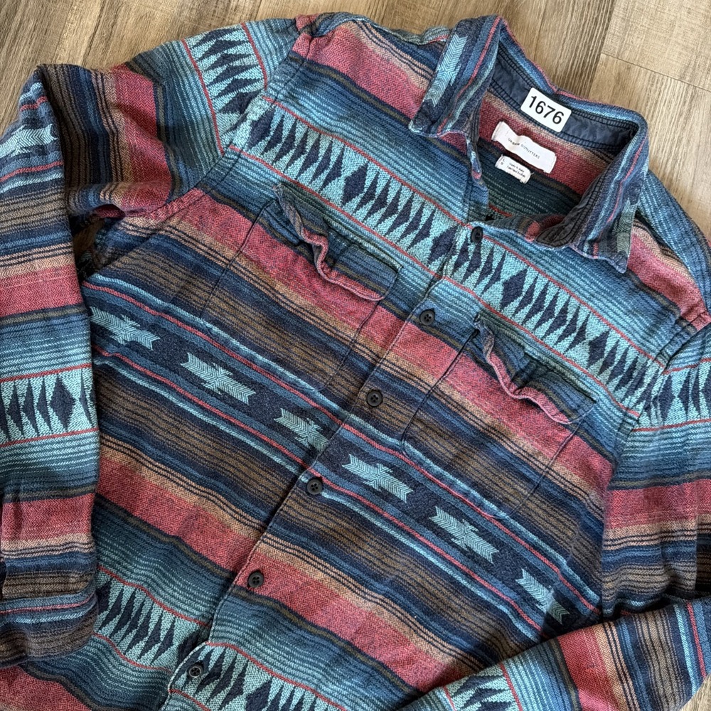 Urban Outfitters Mens Flannel L Southwest Aztec Shirt Red Blue Button Up